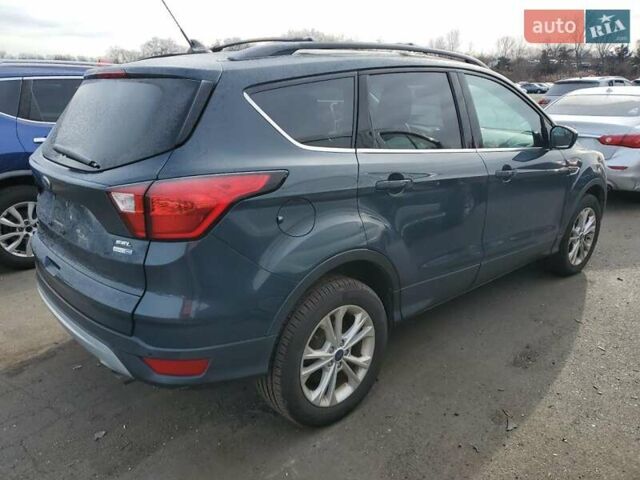 Сірий Форд Ескейп, об'ємом двигуна 1.5 л та пробігом 75 тис. км за 2100 $, фото 2 на Automoto.ua