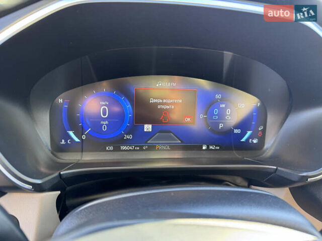 Сірий Форд Ескейп, об'ємом двигуна 2.5 л та пробігом 196 тис. км за 18999 $, фото 24 на Automoto.ua