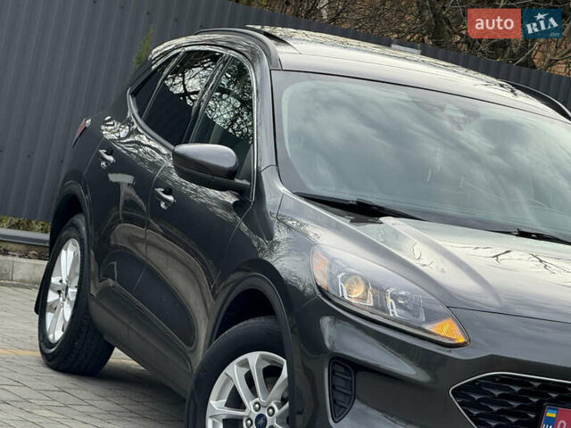 Сірий Форд Ескейп, об'ємом двигуна 1.5 л та пробігом 116 тис. км за 14000 $, фото 15 на Automoto.ua