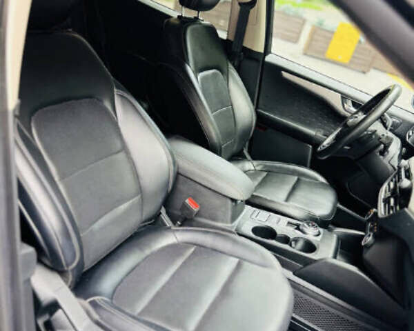 Сірий Форд Ескейп, об'ємом двигуна 0 л та пробігом 80 тис. км за 9900 $, фото 8 на Automoto.ua