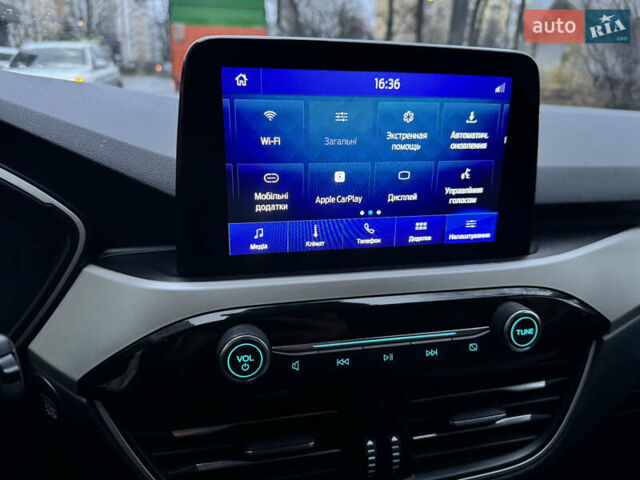 Сірий Форд Ескейп, об'ємом двигуна 1.5 л та пробігом 89 тис. км за 15850 $, фото 17 на Automoto.ua