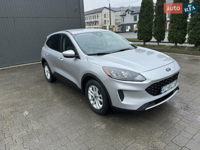 Сірий Форд Ескейп, об'ємом двигуна 1.5 л та пробігом 89 тис. км за 15850 $, фото 1 на Automoto.ua