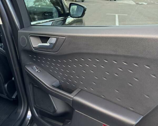 Форд Эскейп 2020 в Киеве на Automoto.ua Серый Форд Эскейп, объемом двигателя 0 л и пробегом 39 тыс. км за 22900 $, фото 20 на Automoto.ua