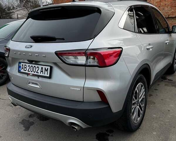 Серый Форд Эскейп, объемом двигателя 1.5 л и пробегом 103 тыс. км за 13000 $, фото 3 на Automoto.ua