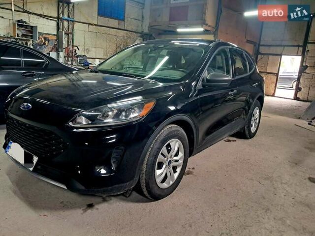 Серый Форд Эскейп, объемом двигателя 1.5 л и пробегом 48 тыс. км за 14700 $, фото 1 на Automoto.ua