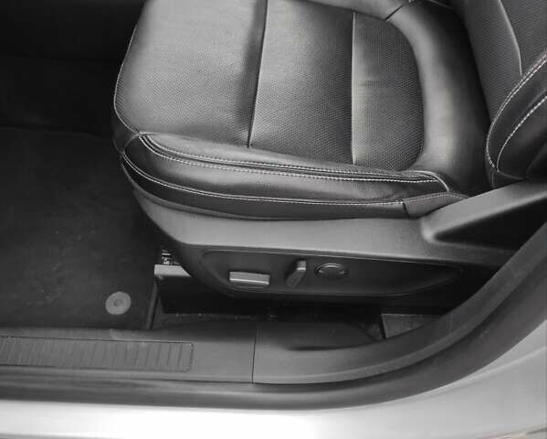 Форд Эскейп 2020 в Киеве на Automoto.ua Серый Форд Эскейп, объемом двигателя 2 л и пробегом 83 тыс. км за 20500 $, фото 17 на Automoto.ua