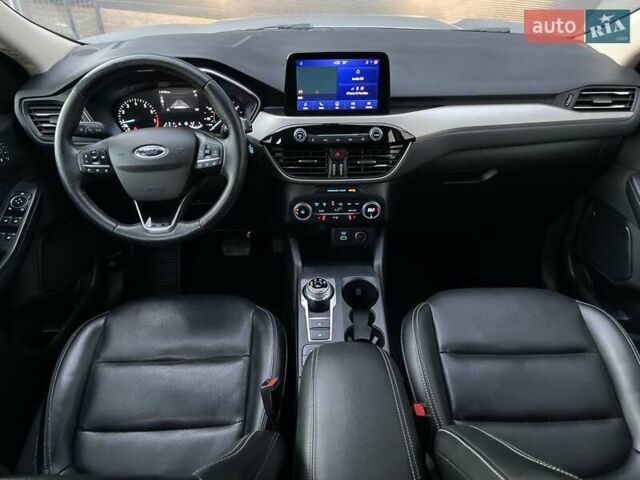 Серый Форд Эскейп, объемом двигателя 1.5 л и пробегом 115 тыс. км за 15500 $, фото 41 на Automoto.ua