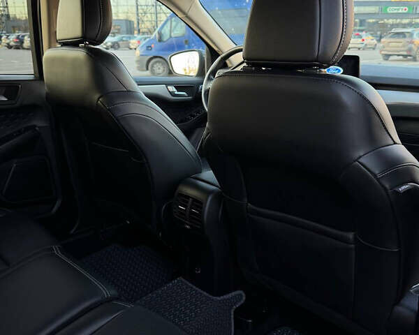 Сірий Форд Ескейп, об'ємом двигуна 2 л та пробігом 201 тис. км за 22000 $, фото 13 на Automoto.ua