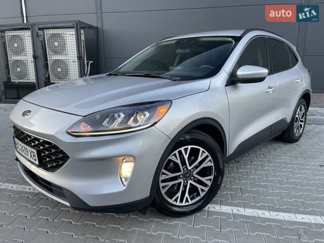 Серый Форд Эскейп, объемом двигателя 1.5 л и пробегом 115 тыс. км за 15500 $, фото 5 на Automoto.ua