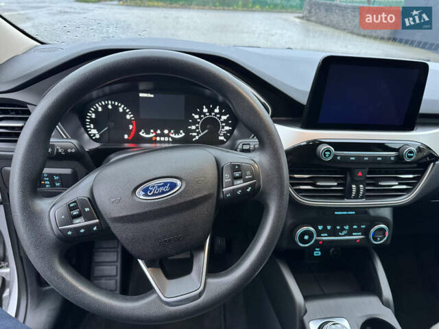 Сірий Форд Ескейп, об'ємом двигуна 1.5 л та пробігом 89 тис. км за 15850 $, фото 6 на Automoto.ua