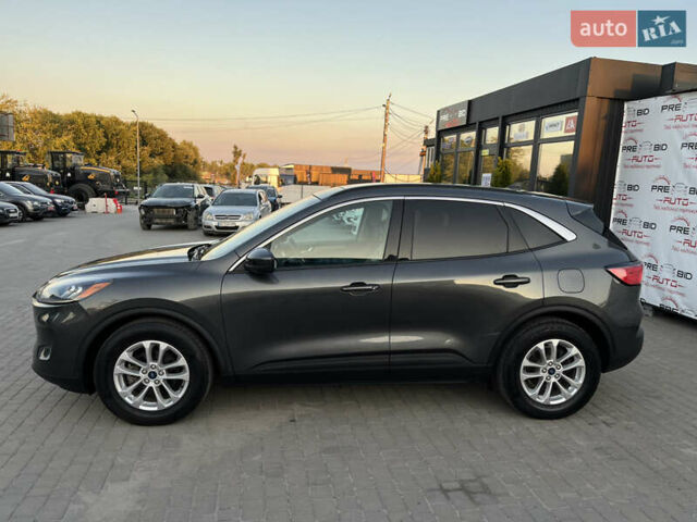 Серый Форд Эскейп, объемом двигателя 1.5 л и пробегом 158 тыс. км за 15750 $, фото 2 на Automoto.ua