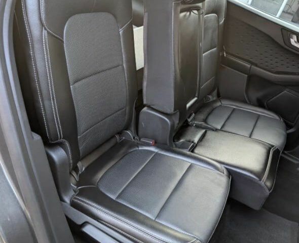 Сірий Форд Ескейп, об'ємом двигуна 2 л та пробігом 108 тис. км за 11500 $, фото 4 на Automoto.ua