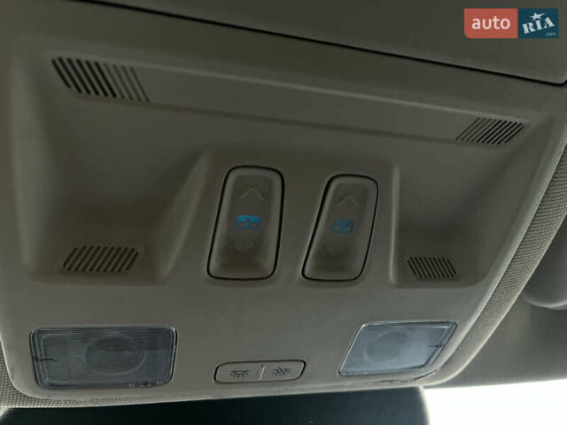 Серый Форд Эскейп, объемом двигателя 1.5 л и пробегом 158 тыс. км за 15750 $, фото 18 на Automoto.ua