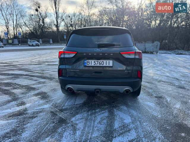Серый Форд Эскейп, объемом двигателя 2 л и пробегом 41 тыс. км за 19900 $, фото 16 на Automoto.ua