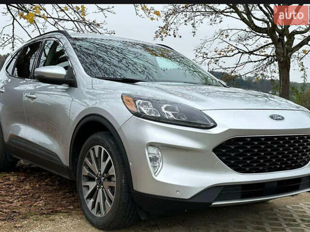 Сірий Форд Ескейп, об'ємом двигуна 2 л та пробігом 79 тис. км за 14100 $, фото 3 на Automoto.ua