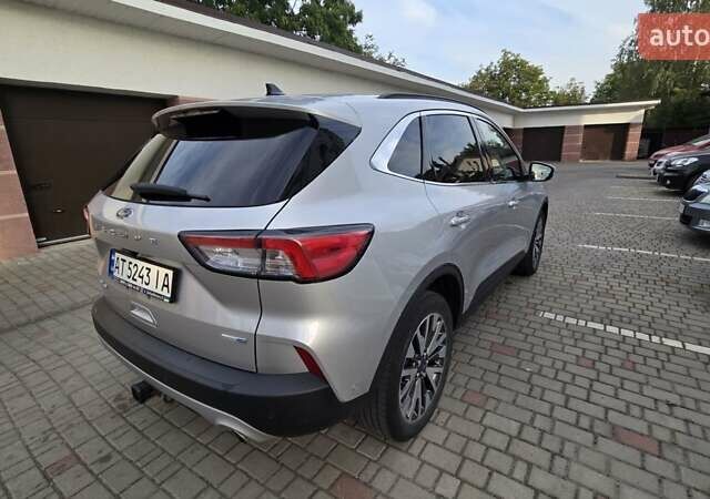 Серый Форд Эскейп, объемом двигателя 2 л и пробегом 40 тыс. км за 19200 $, фото 5 на Automoto.ua