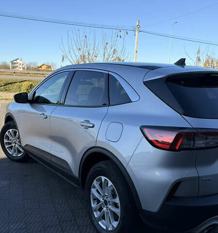 Сірий Форд Ескейп, об'ємом двигуна 1.5 л та пробігом 40 тис. км за 16999 $, фото 8 на Automoto.ua