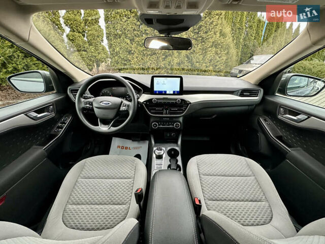 Серый Форд Эскейп, объемом двигателя 1.5 л и пробегом 93 тыс. км за 15200 $, фото 5 на Automoto.ua