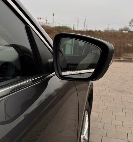 Серый Форд Эскейп, объемом двигателя 2 л и пробегом 71 тыс. км за 21500 $, фото 1 на Automoto.ua