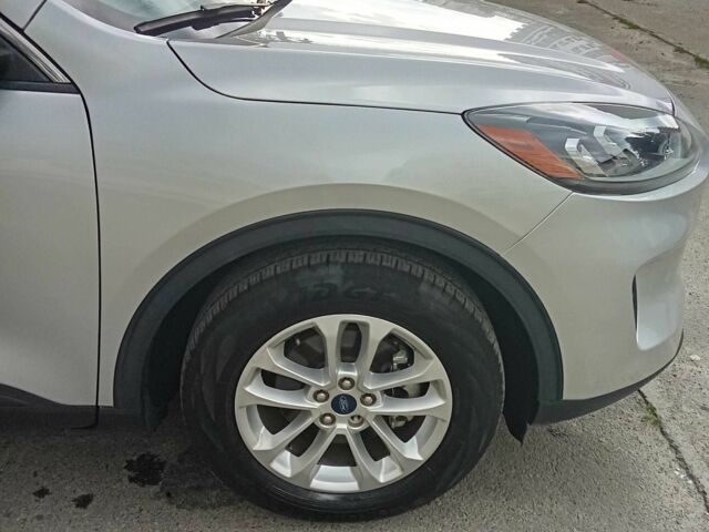 Серый Форд Эскейп, объемом двигателя 1.5 л и пробегом 109 тыс. км за 16500 $, фото 22 на Automoto.ua