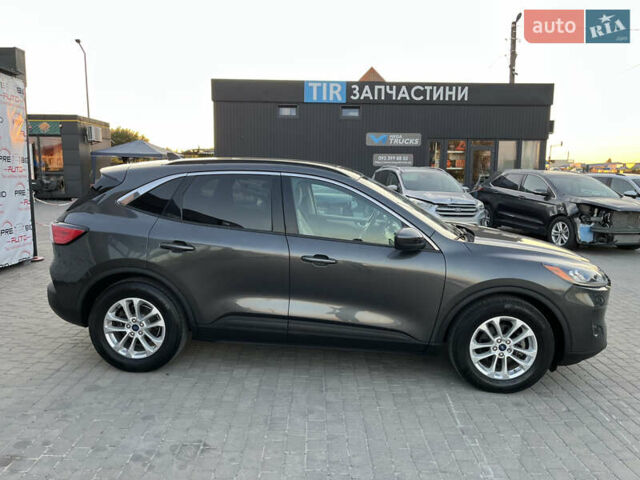 Серый Форд Эскейп, объемом двигателя 1.5 л и пробегом 158 тыс. км за 15750 $, фото 4 на Automoto.ua