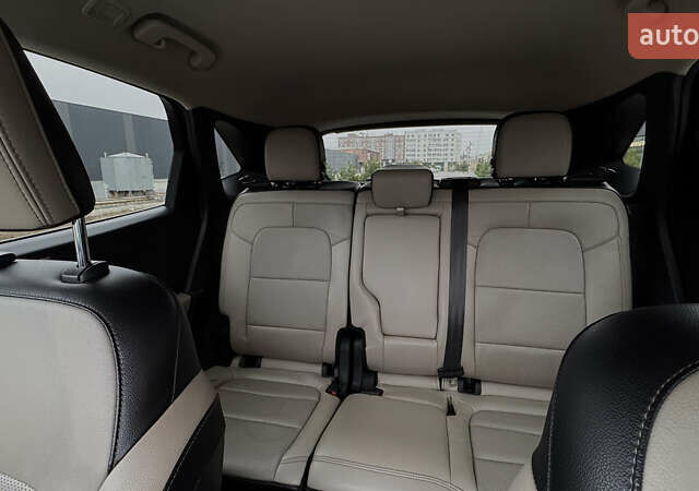 Серый Форд Эскейп, объемом двигателя 2 л и пробегом 71 тыс. км за 21500 $, фото 8 на Automoto.ua