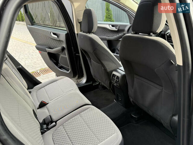 Серый Форд Эскейп, объемом двигателя 1.5 л и пробегом 166 тыс. км за 14500 $, фото 53 на Automoto.ua