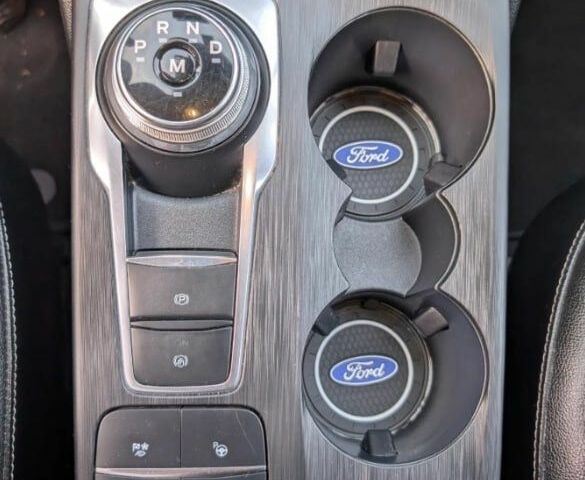 Сірий Форд Ескейп, об'ємом двигуна 2 л та пробігом 108 тис. км за 11500 $, фото 7 на Automoto.ua