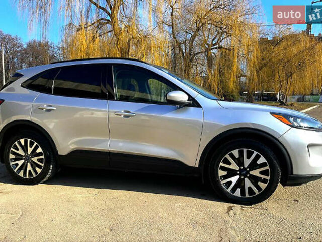 Форд Эскейп 2020 в Киеве на Automoto.ua Серый Форд Эскейп, объемом двигателя 2 л и пробегом 62 тыс. км за 17900 $, фото 4 на Automoto.ua