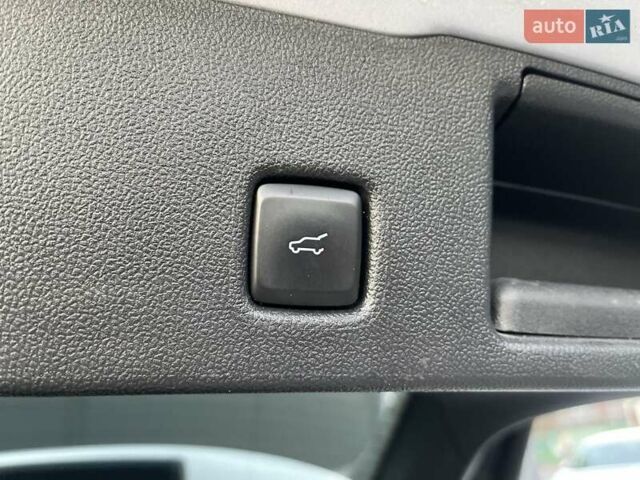 Серый Форд Эскейп, объемом двигателя 1.5 л и пробегом 115 тыс. км за 15500 $, фото 64 на Automoto.ua