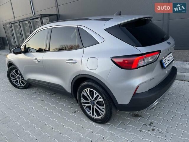 Серый Форд Эскейп, объемом двигателя 1.5 л и пробегом 115 тыс. км за 15500 $, фото 9 на Automoto.ua