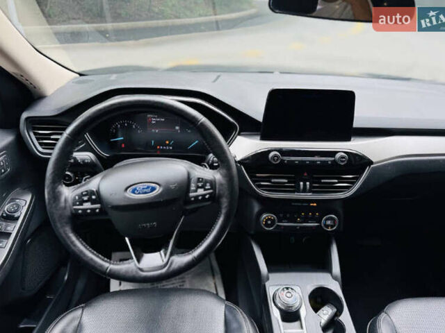 Сірий Форд Ескейп, об'ємом двигуна 0 л та пробігом 80 тис. км за 9900 $, фото 10 на Automoto.ua