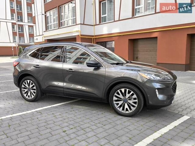 Серый Форд Эскейп, объемом двигателя 2.5 л и пробегом 196 тыс. км за 19450 $, фото 7 на Automoto.ua