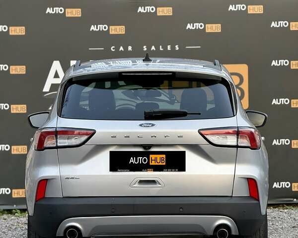 Сірий Форд Ескейп, об'ємом двигуна 1.5 л та пробігом 115 тис. км за 18000 $, фото 5 на Automoto.ua