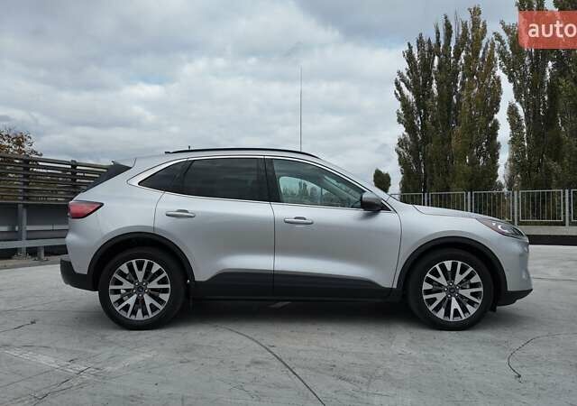 Форд Эскейп 2020 в Киеве на Automoto.ua Серый Форд Эскейп, объемом двигателя 2.5 л и пробегом 104 тыс. км за 21490 $, фото 6 на Automoto.ua