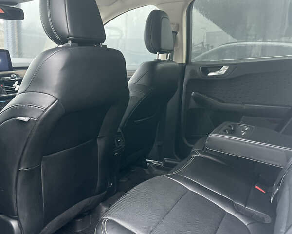 Сірий Форд Ескейп, об'ємом двигуна 2.49 л та пробігом 94 тис. км за 20500 $, фото 26 на Automoto.ua