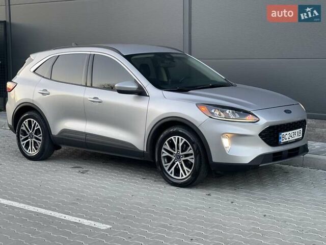 Серый Форд Эскейп, объемом двигателя 1.5 л и пробегом 115 тыс. км за 15500 $, фото 1 на Automoto.ua