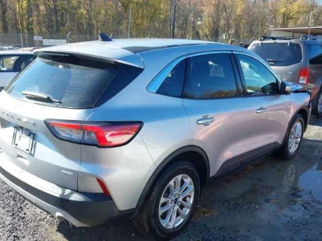 Серый Форд Эскейп, объемом двигателя 1.5 л и пробегом 64 тыс. км за 10500 $, фото 1 на Automoto.ua