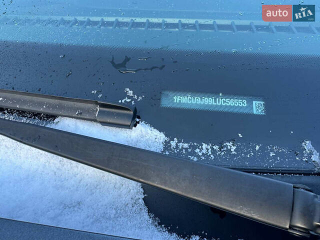 Серый Форд Эскейп, объемом двигателя 2 л и пробегом 41 тыс. км за 19900 $, фото 10 на Automoto.ua