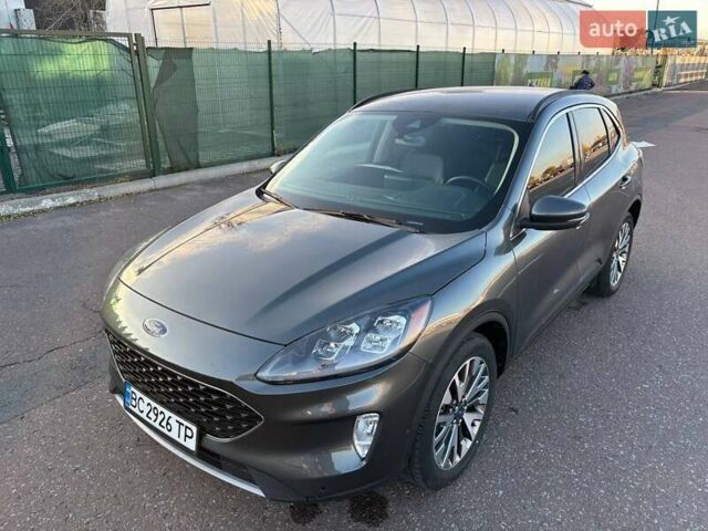 Серый Форд Эскейп, объемом двигателя 2 л и пробегом 49 тыс. км за 18250 $, фото 2 на Automoto.ua