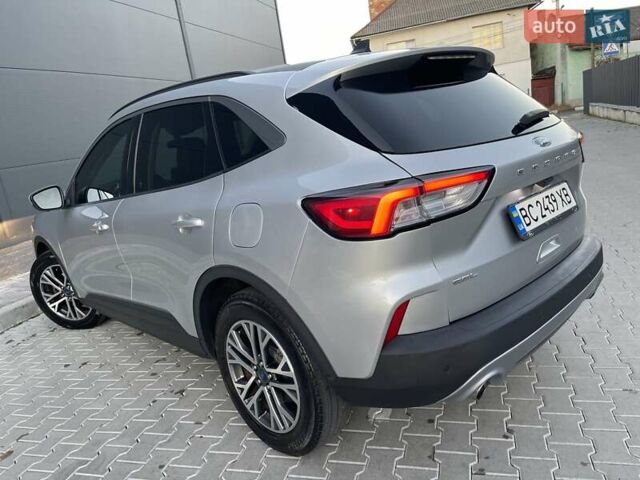 Серый Форд Эскейп, объемом двигателя 1.5 л и пробегом 115 тыс. км за 15500 $, фото 11 на Automoto.ua