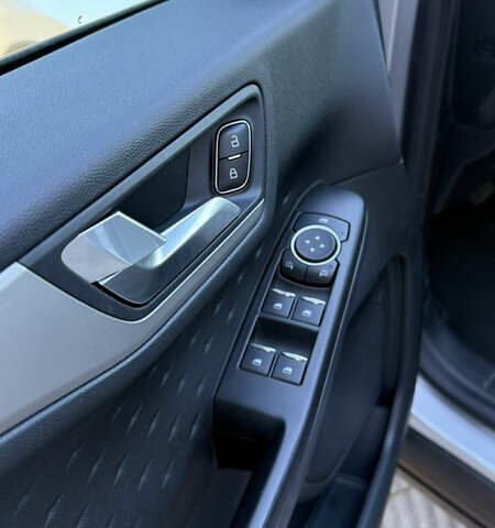 Сірий Форд Ескейп, об'ємом двигуна 1.5 л та пробігом 40 тис. км за 16999 $, фото 13 на Automoto.ua