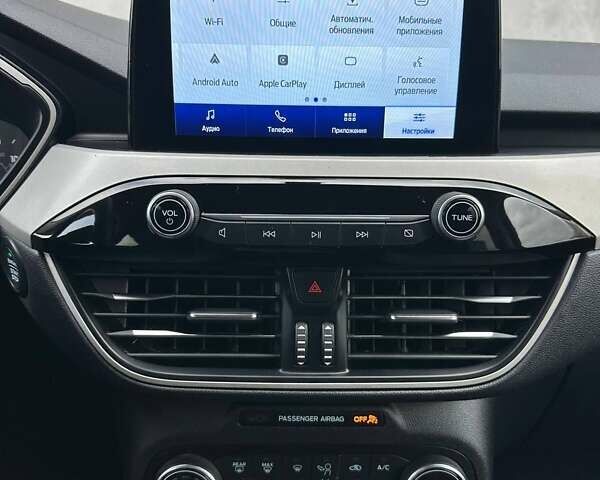 Серый Форд Эскейп, объемом двигателя 1.5 л и пробегом 57 тыс. км за 15900 $, фото 29 на Automoto.ua