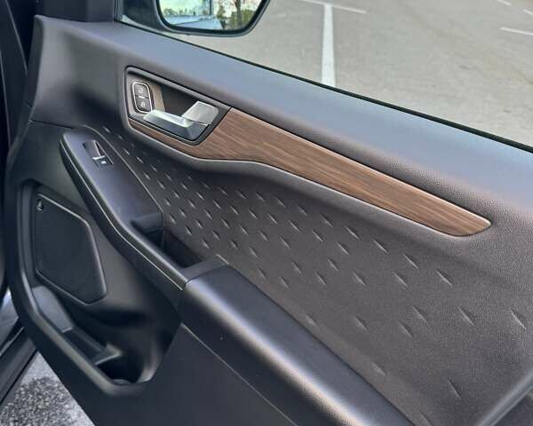 Форд Эскейп 2020 в Киеве на Automoto.ua Серый Форд Эскейп, объемом двигателя 0 л и пробегом 39 тыс. км за 22900 $, фото 23 на Automoto.ua