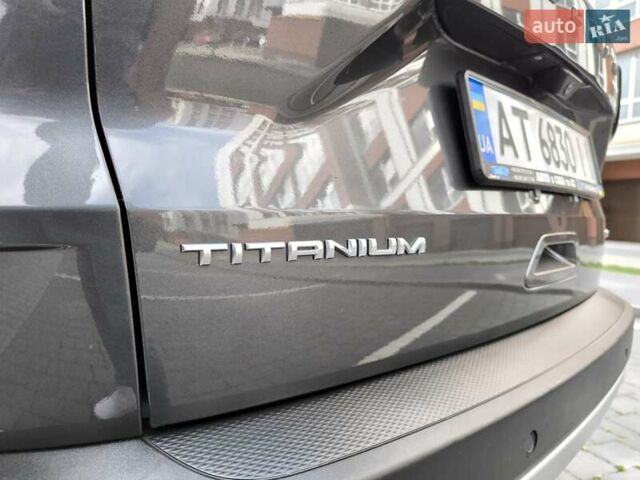 Серый Форд Эскейп, объемом двигателя 2.5 л и пробегом 196 тыс. км за 19950 $, фото 26 на Automoto.ua