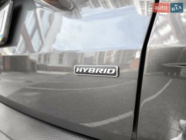 Серый Форд Эскейп, объемом двигателя 2.5 л и пробегом 196 тыс. км за 19450 $, фото 28 на Automoto.ua