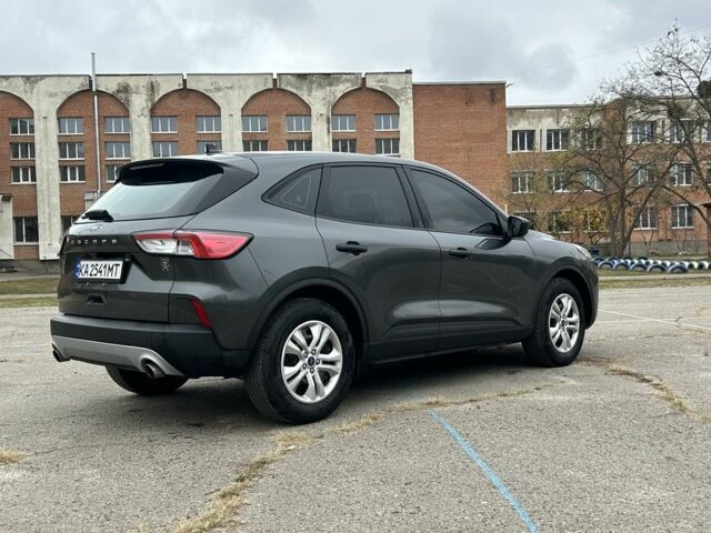 Серый Форд Эскейп, объемом двигателя 1.5 л и пробегом 52 тыс. км за 10999 $, фото 4 на Automoto.ua