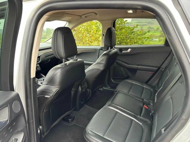 Серый Форд Эскейп, объемом двигателя 2 л и пробегом 39 тыс. км за 11000 $, фото 10 на Automoto.ua