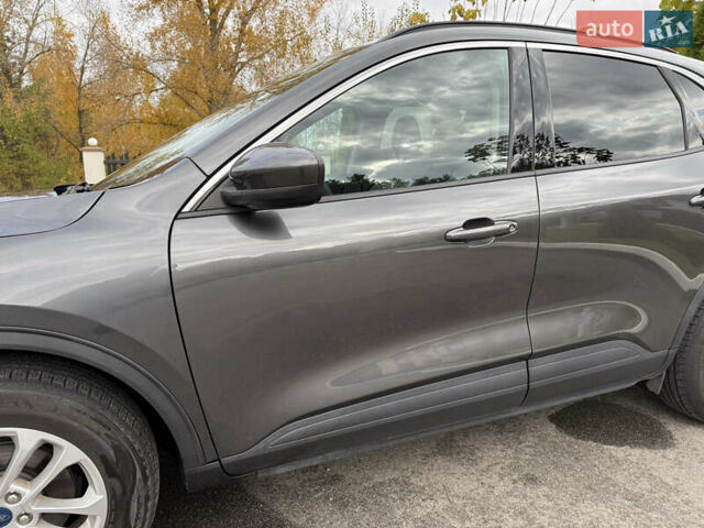 Форд Эскейп 2020 в Киеве на Automoto.ua Серый Форд Эскейп, объемом двигателя 1.5 л и пробегом 124 тыс. км за 14950 $, фото 6 на Automoto.ua