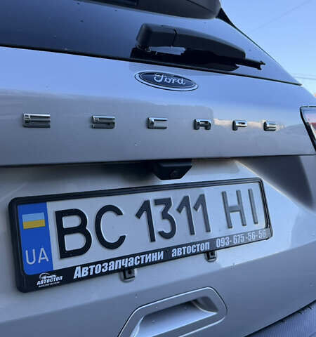 Сірий Форд Ескейп, об'ємом двигуна 1.5 л та пробігом 40 тис. км за 16999 $, фото 10 на Automoto.ua